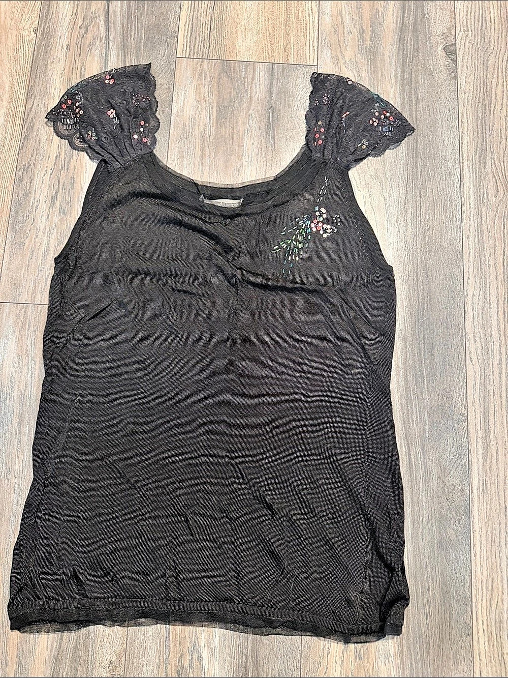 Kelly and Diane Black Embellished Sleeve Top Size Large